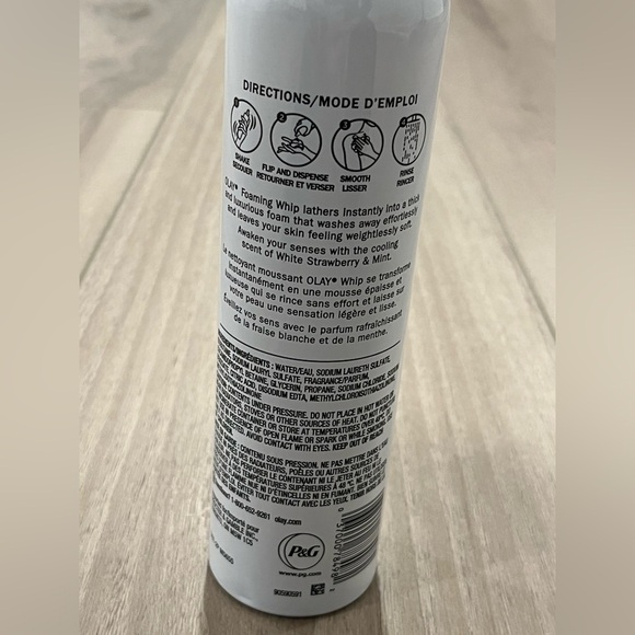 Olay Foaming Whip Body Wash Strawberry & Mint, 10.3 fl oz, Discontinued - Picture 3 of 4